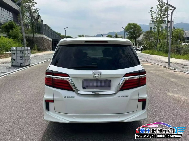 17年本田艾力绅轿车抵押车出售