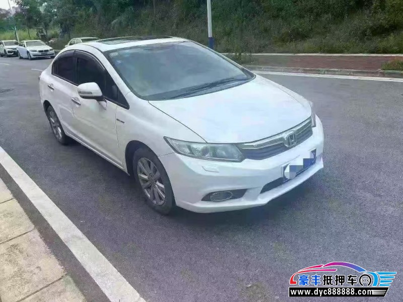 13年本田思域轿车抵押车出售