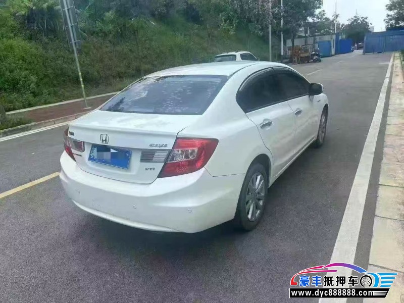 13年本田思域轿车抵押车出售