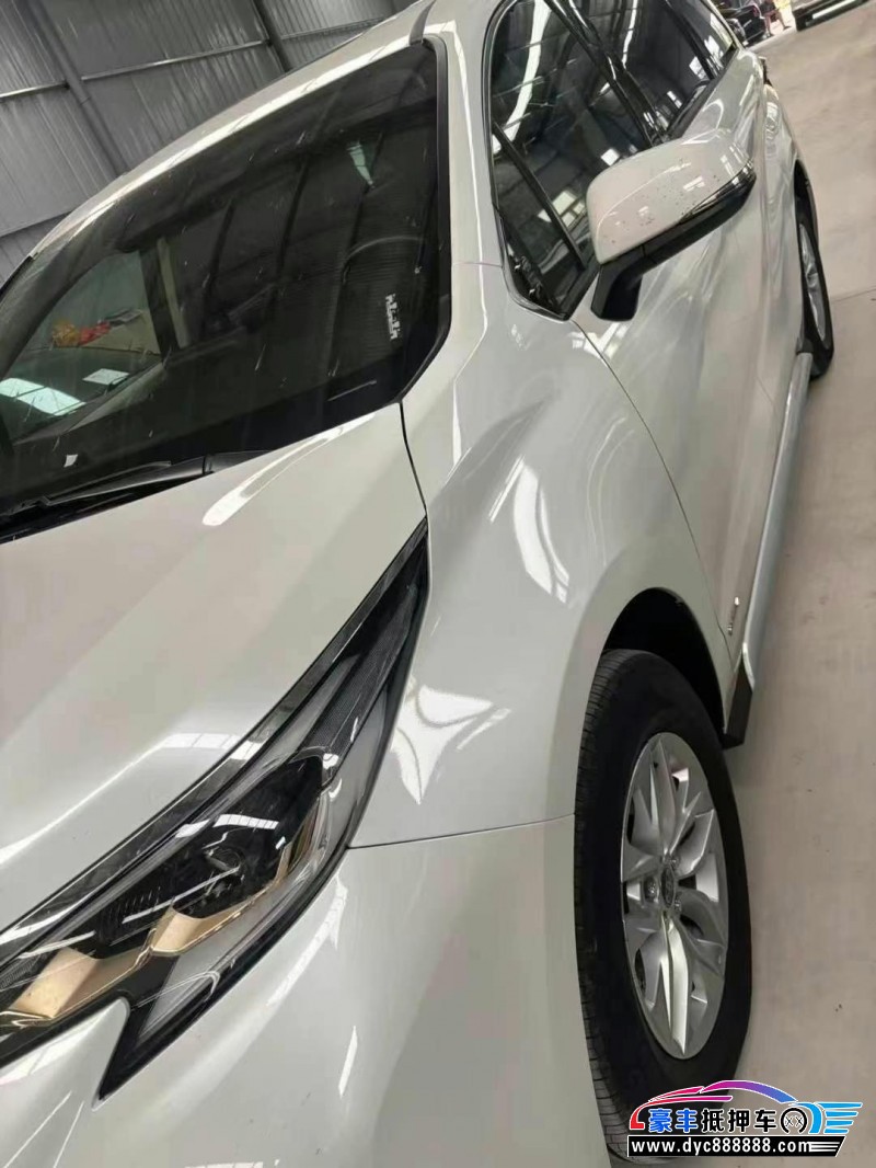 25年丰田格瑞维亚轿车抵押车出售