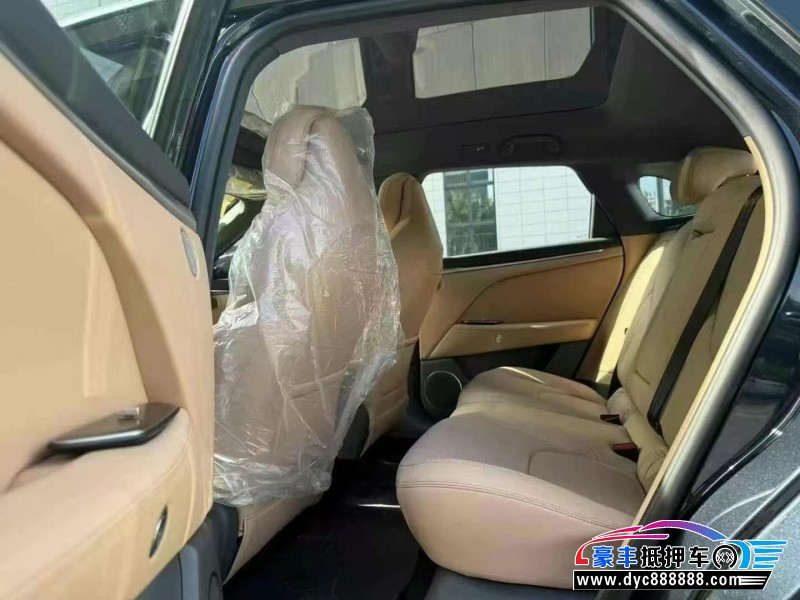 25年极狐阿尔法T轿车抵押车出售