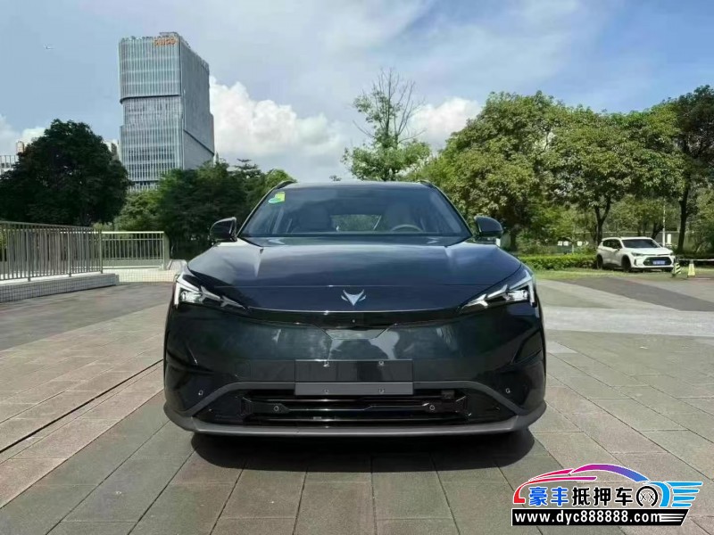 25年极狐阿尔法T轿车抵押车出售