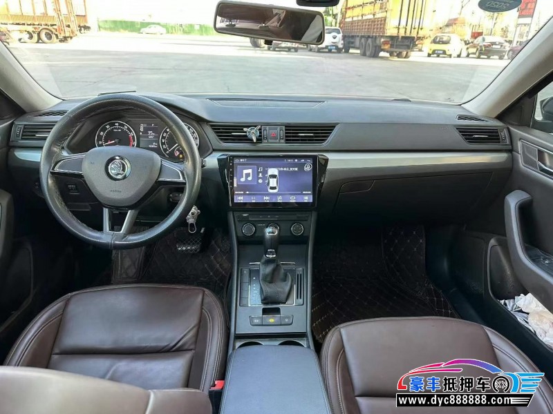 19年斯柯达速派轿车抵押车出售