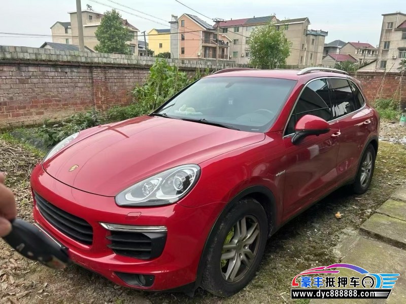 18年保时捷卡宴轿车抵押车出售