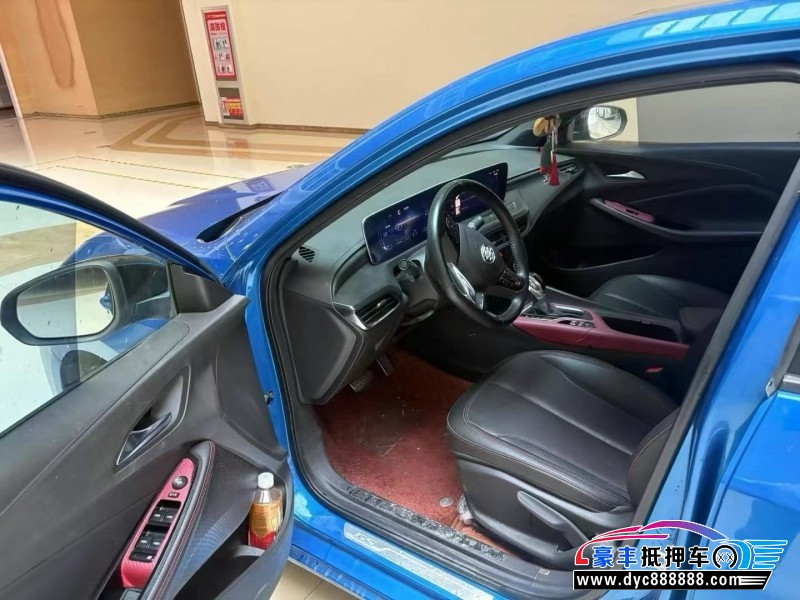 22年别克威朗轿车抵押车出售