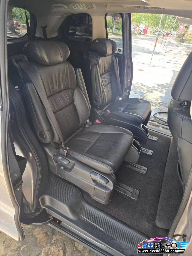 19年本田奥德赛轿车抵押车出售