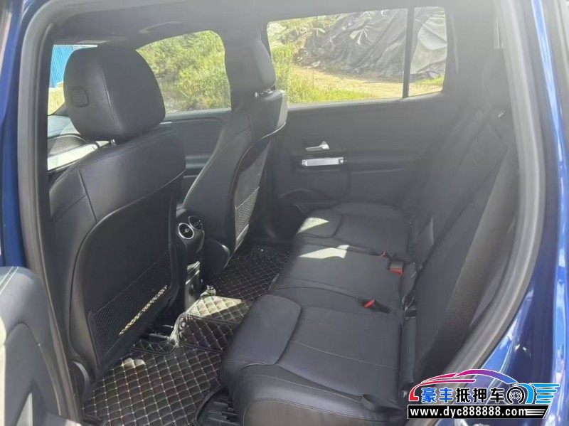 22年奔驰GLB轿车抵押车出售