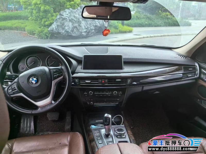 14年宝马X5轿车抵押车出售