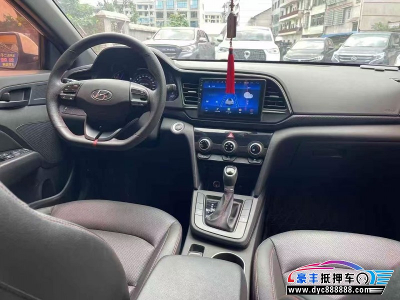 20年现代领动轿车抵押车出售