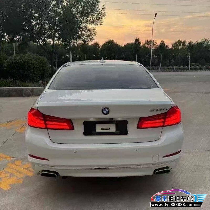 20年宝马5系轿车抵押车出售