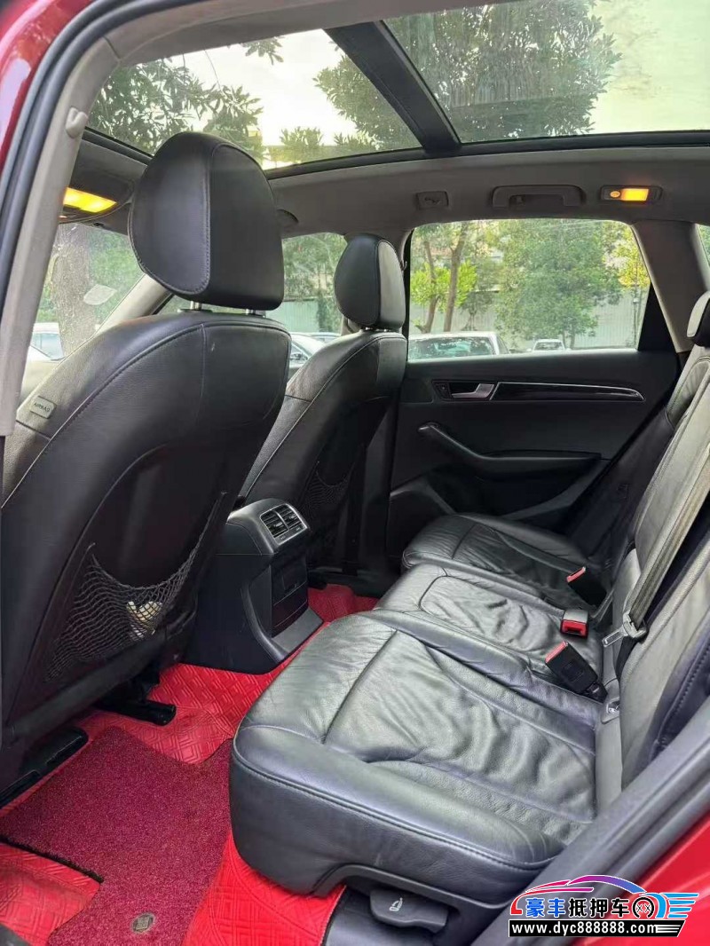 12年奥迪Q5轿车抵押车出售