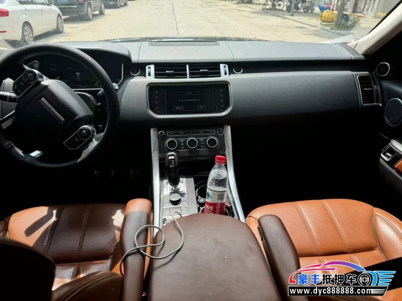 16年路虎揽胜运动轿车抵押车出售