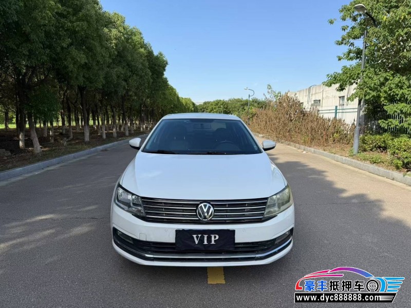 16年大众朗逸轿车抵押车出售