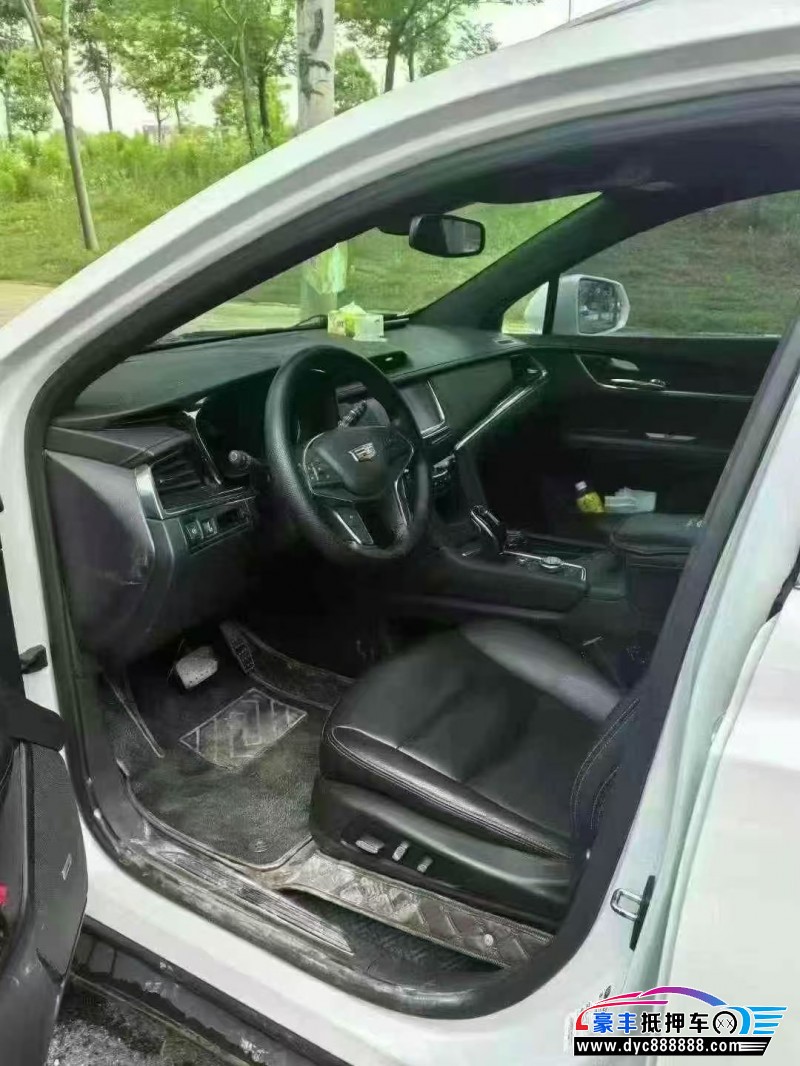 21年凯迪拉克XT5轿车抵押车出售