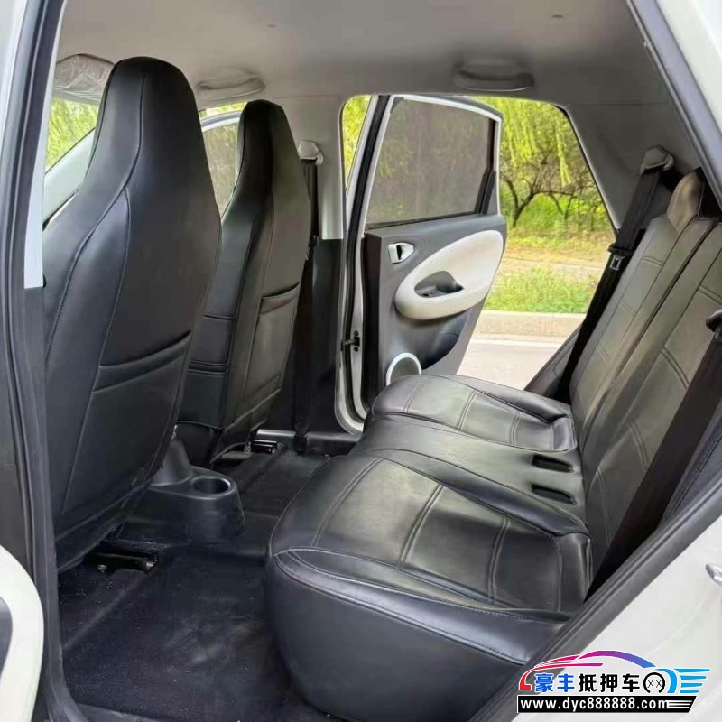 24年五菱缤果轿车抵押车出售