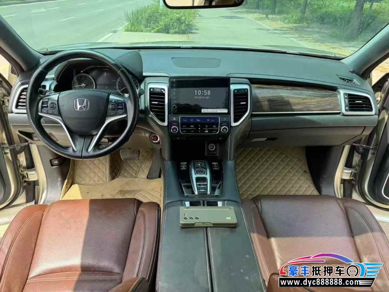 19年本田UR-V轿车抵押车出售