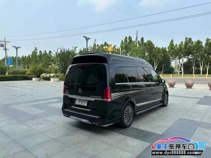 19年奔驰V轿车抵押车出售