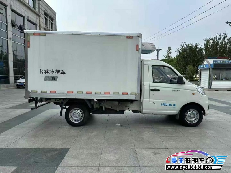 23年福田祥菱轿车抵押车出售