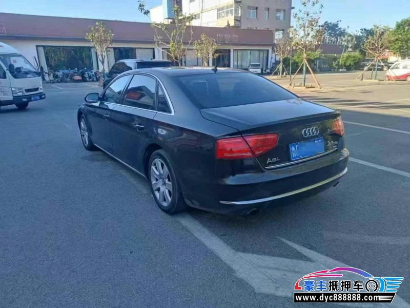 13年奥迪A8L轿车抵押车出售
