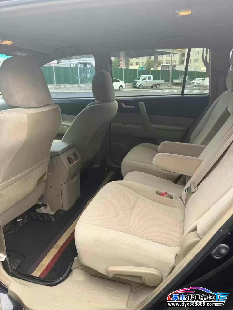 15年丰田汉兰达轿车抵押车出售