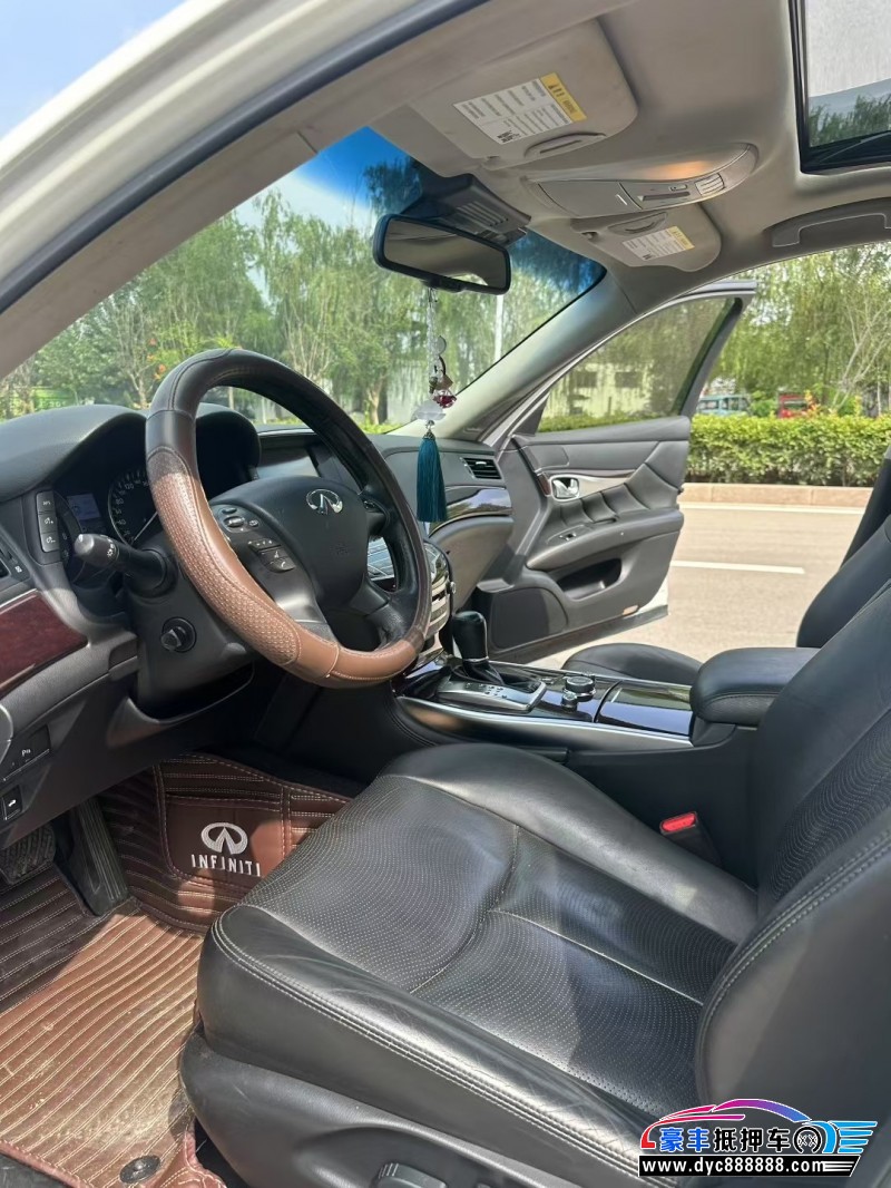 14年英菲尼迪Q70轿车抵押车出售