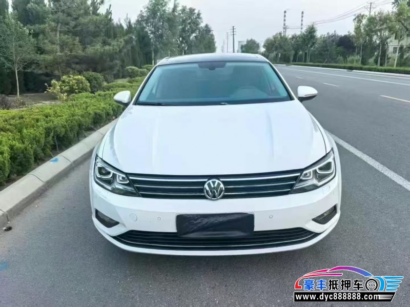 15年大众凌渡轿车抵押车出售