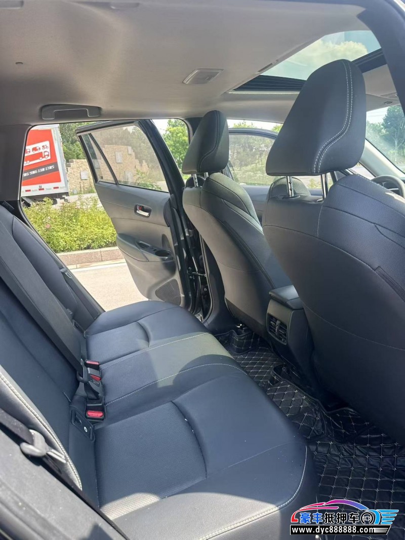 23年丰田锋兰达轿车抵押车出售