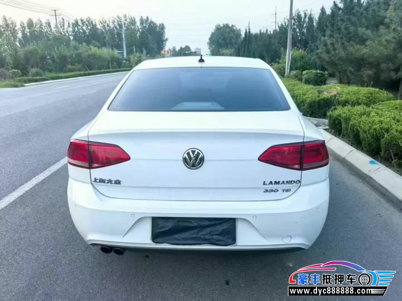 15年大众凌渡轿车抵押车出售