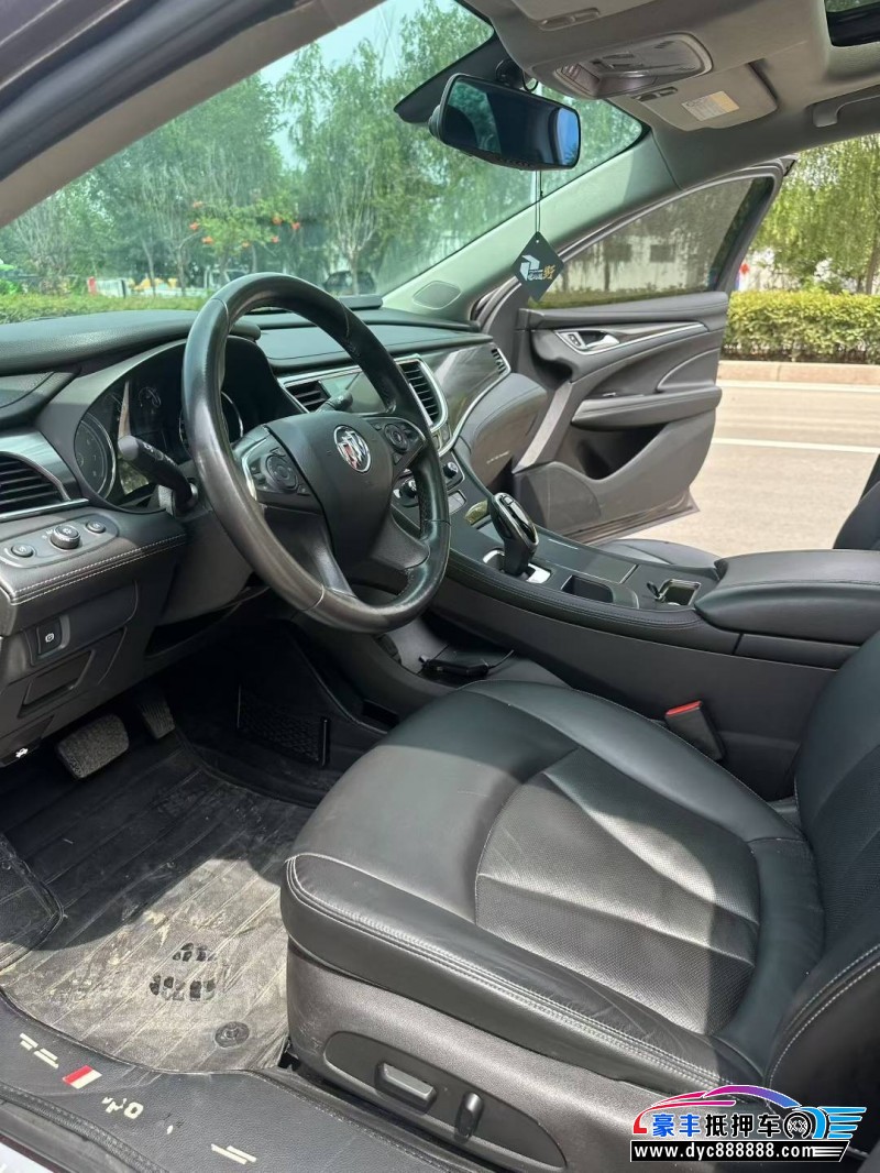 18年别克君越轿车抵押车出售