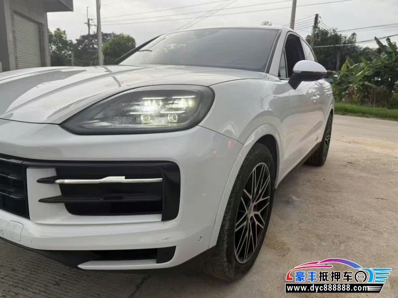 24年保时捷卡宴轿车抵押车出售