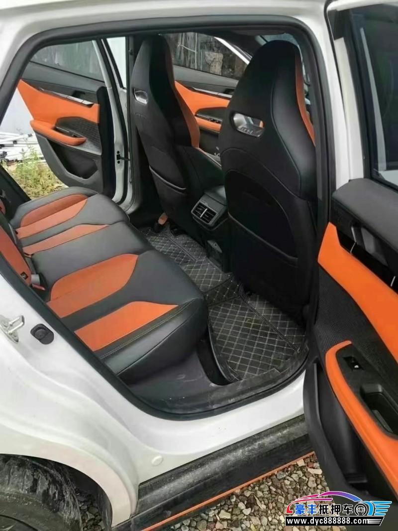 24年长安长安UNI轿车抵押车出售