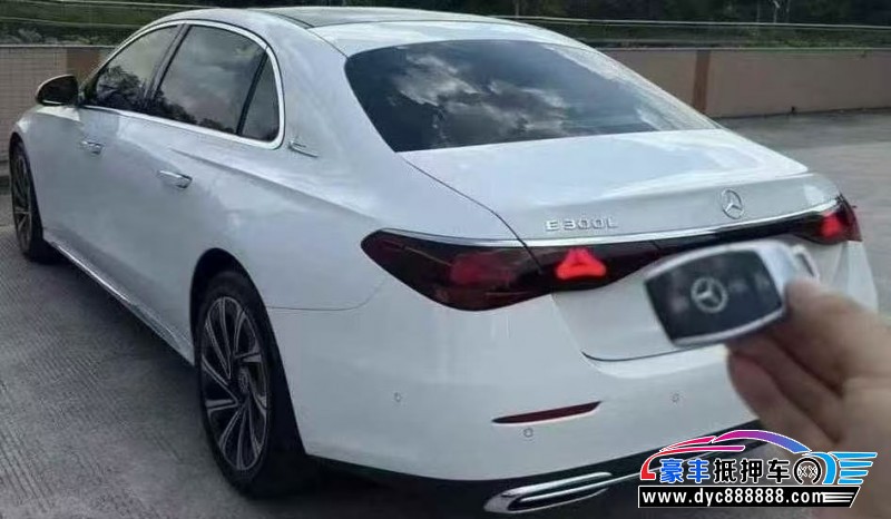 24年奔驰E轿车抵押车出售