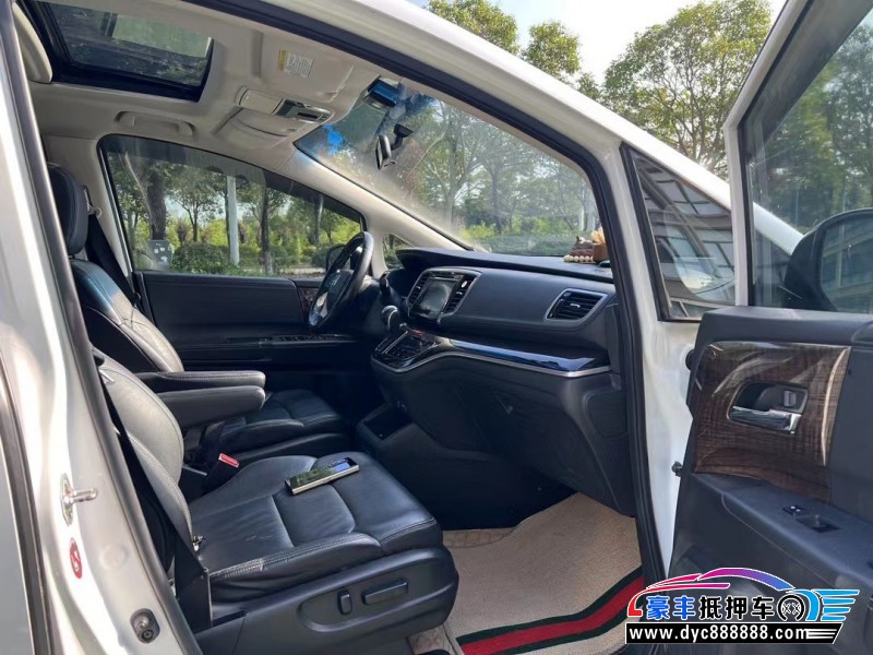 16年本田奥德赛轿车抵押车出售