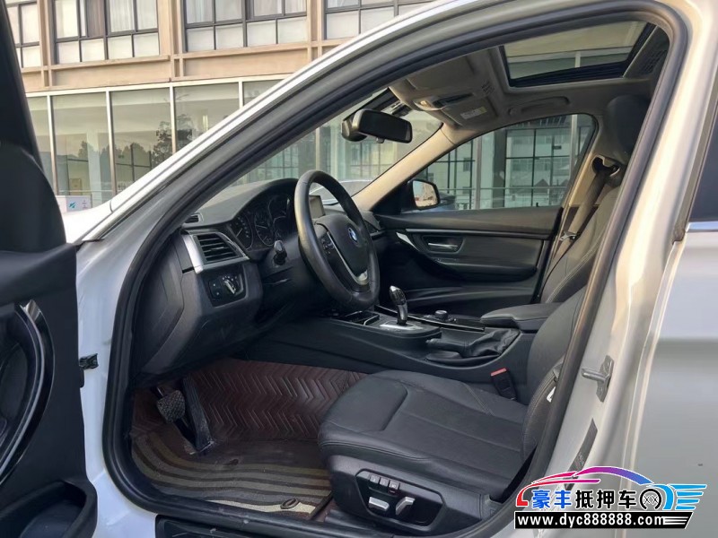 17年宝马3系轿车抵押车出售