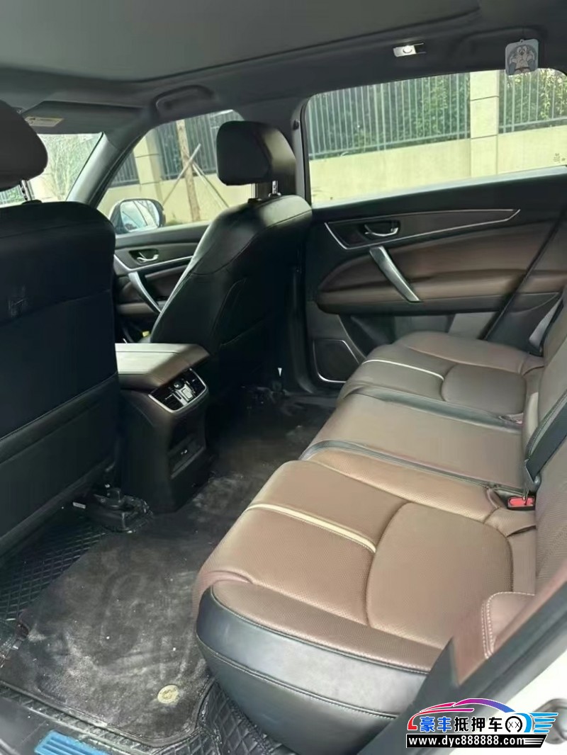 24年本田UR-V轿车抵押车出售