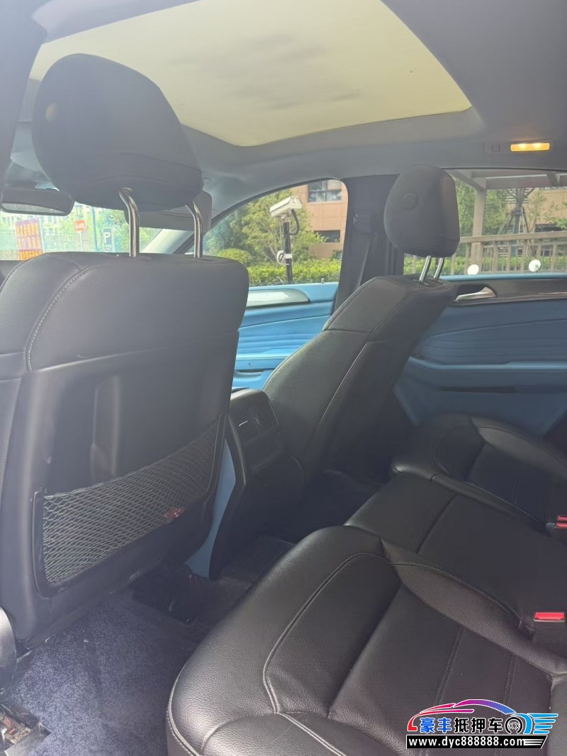 17年奔驰GLE轿车抵押车出售