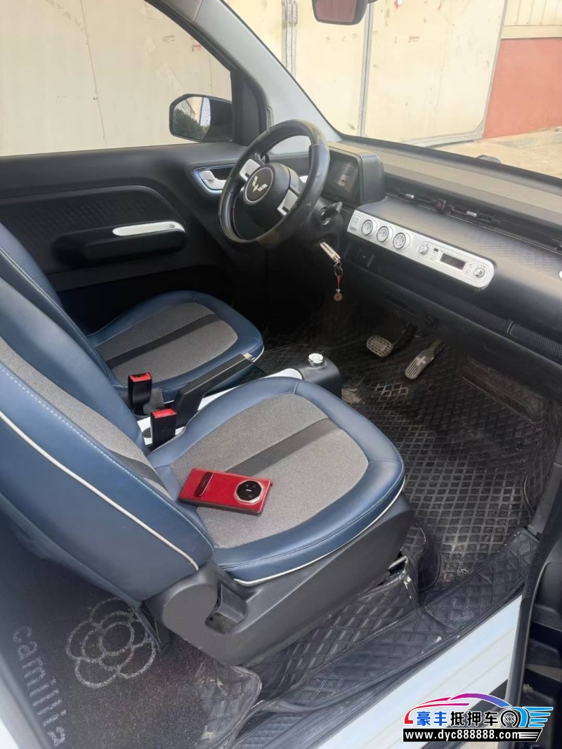 22年五菱汽车迷你轿车抵押车出售