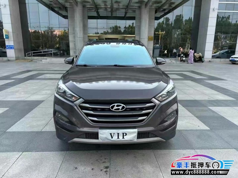 16年现代途胜轿车抵押车出售