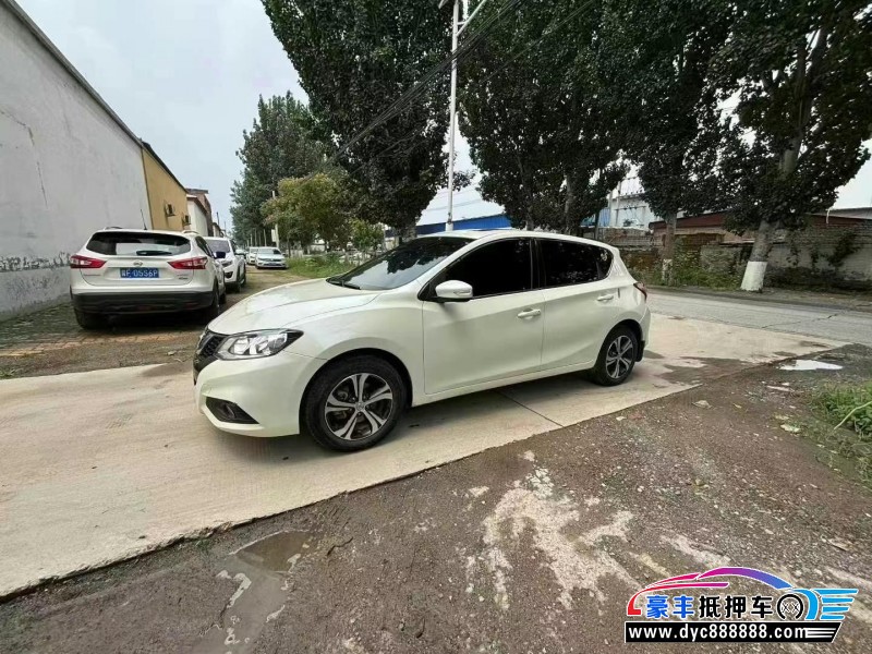 18年日产骐达轿车抵押车出售