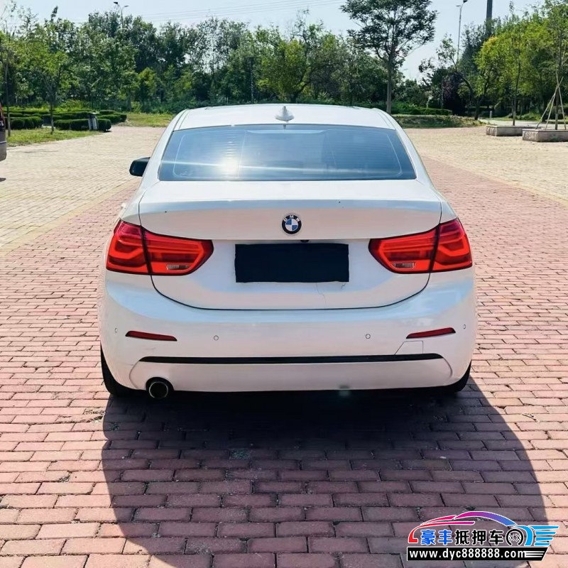 19年宝马1系轿车抵押车出售