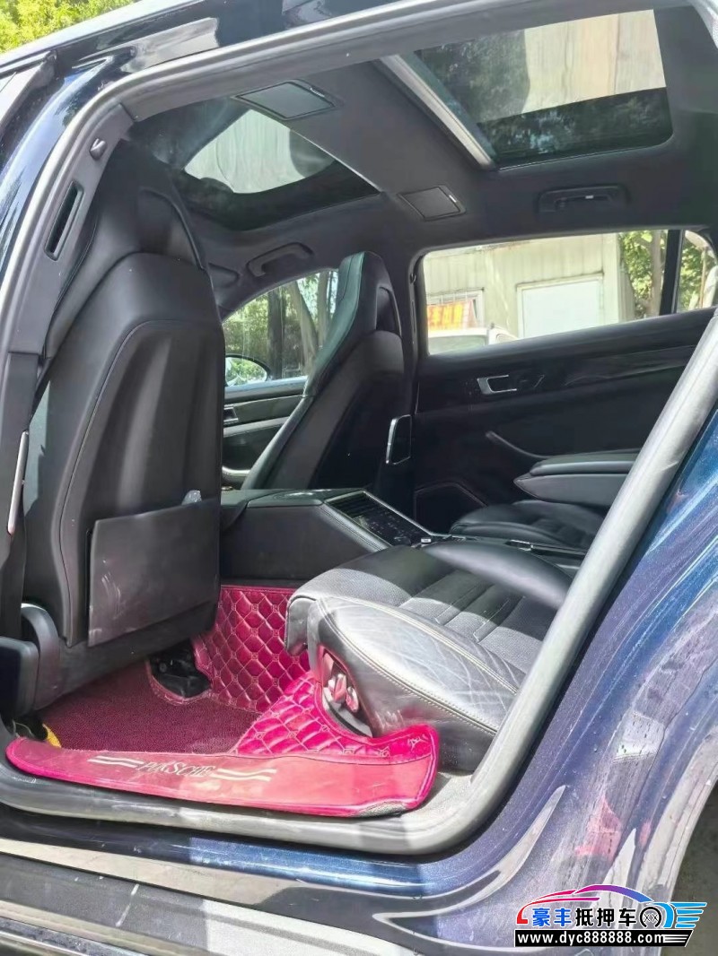 18年保时捷帕纳梅拉轿车抵押车出售