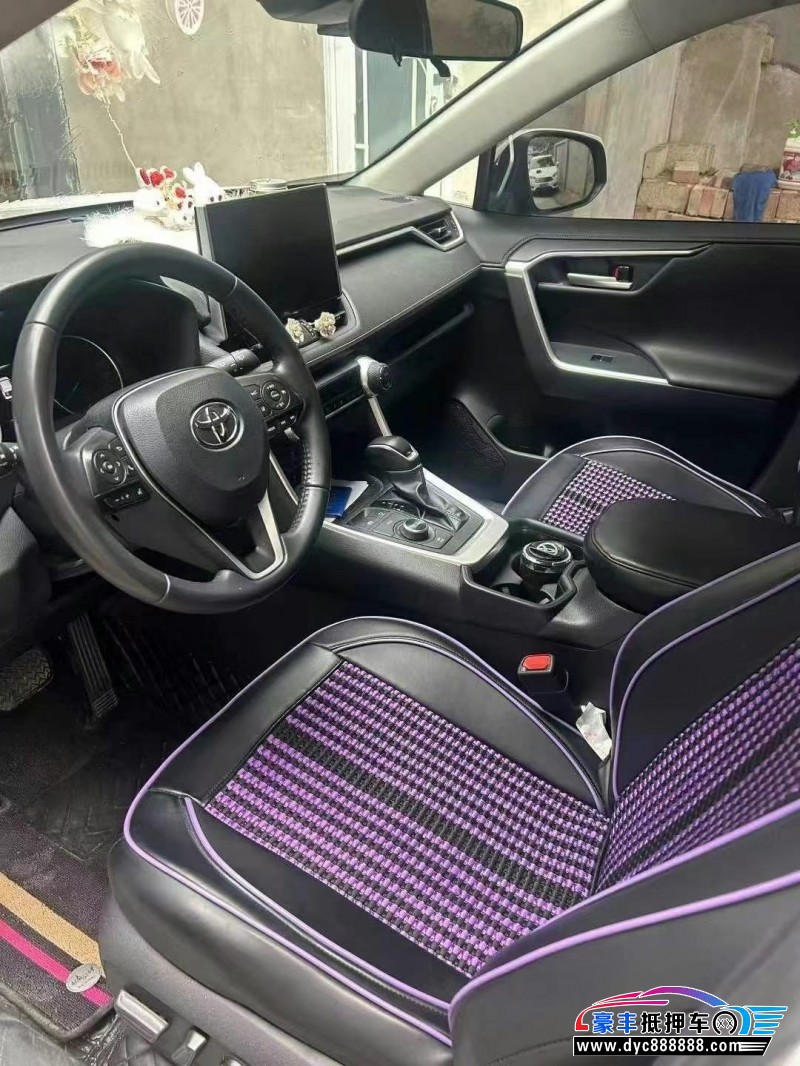 23年丰田威兰达轿车抵押车出售