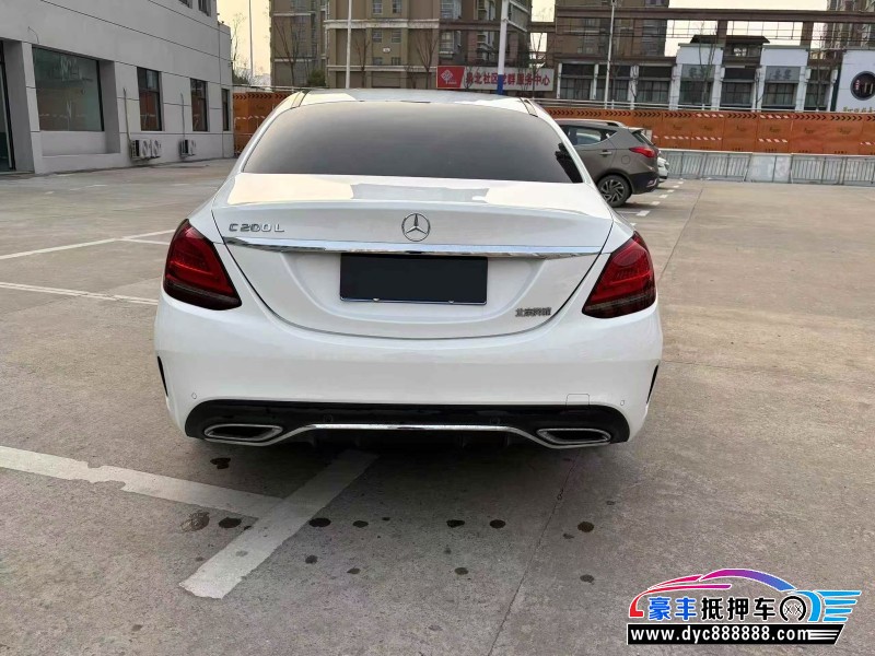 20年奔驰C轿车抵押车出售