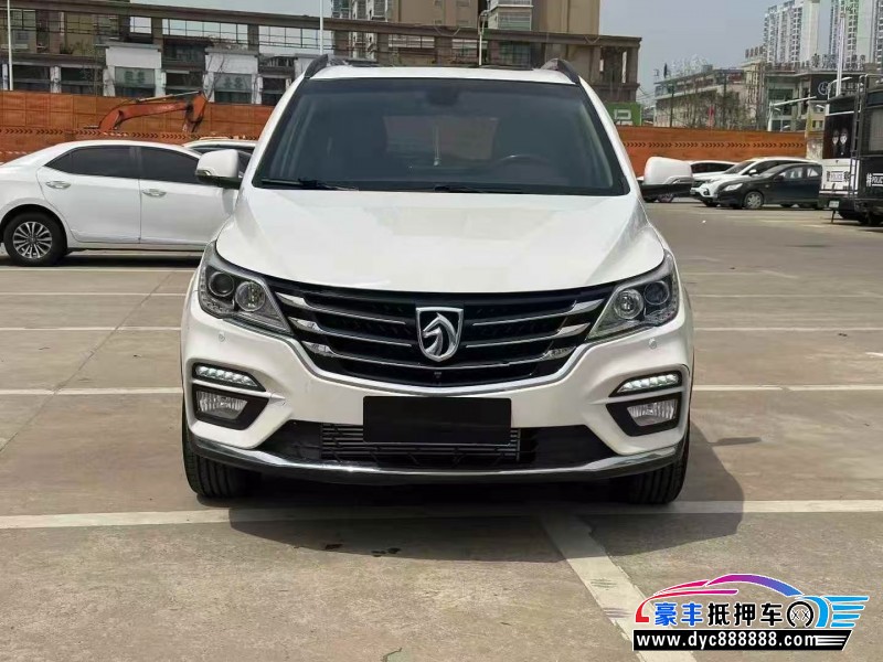 19年宝骏560轿车抵押车出售