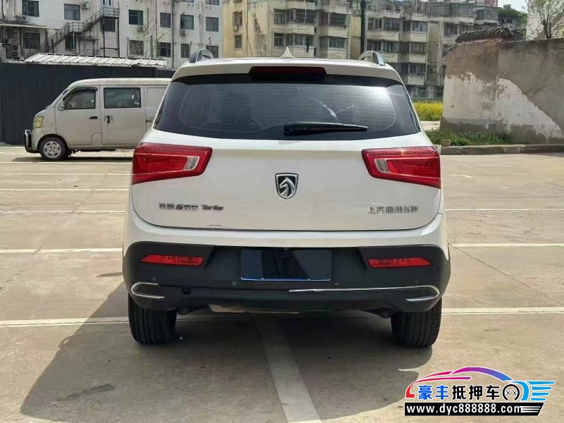 19年宝骏560轿车抵押车出售