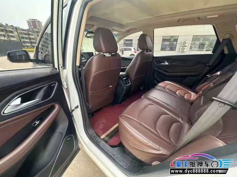 19年宝骏560轿车抵押车出售