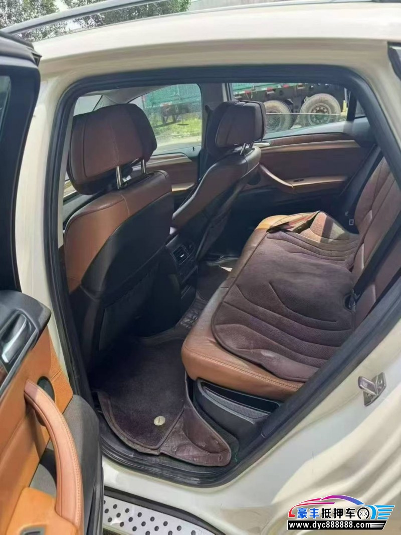 13年宝马X6SUV抵押车出售