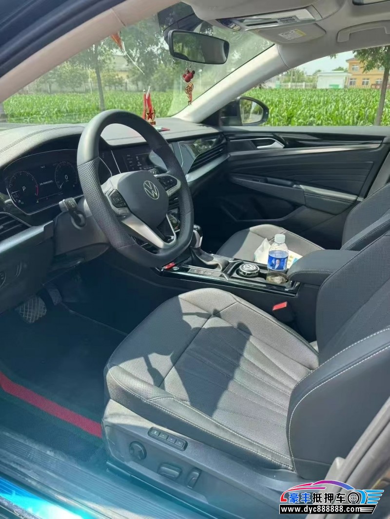 25年大众帕萨特轿车抵押车出售