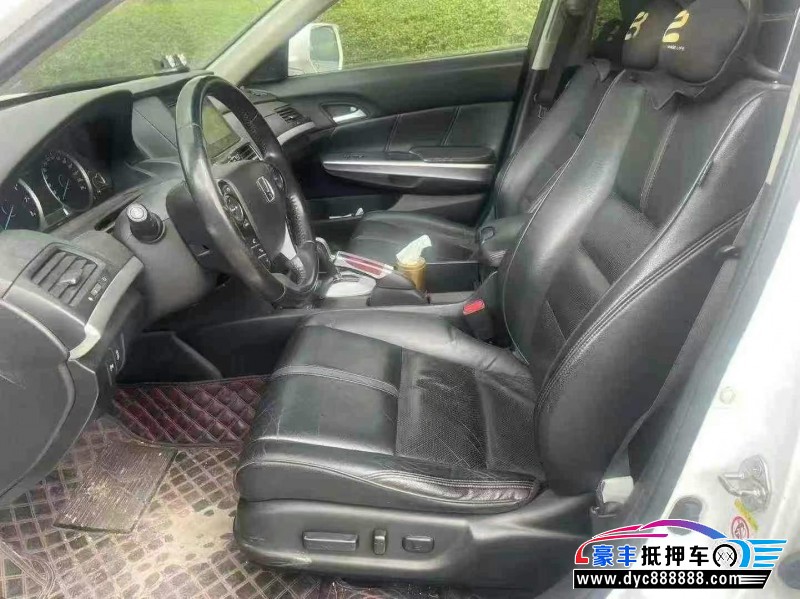 15年本田歌诗图MPV抵押车出售