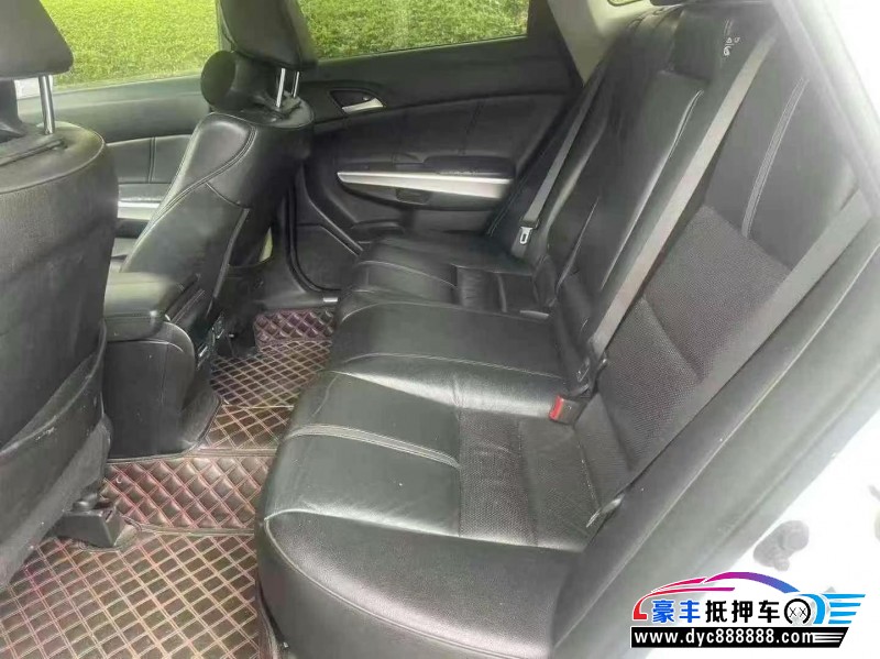 15年本田歌诗图MPV抵押车出售